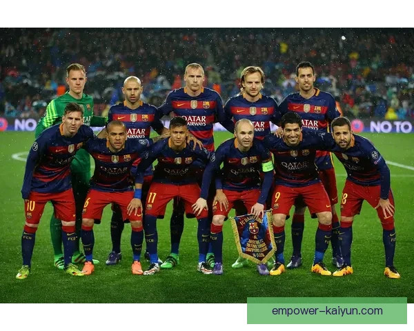 围绕巴塞罗那俱乐部的荣耀传承与未来崛起之路与全球足球版图变革