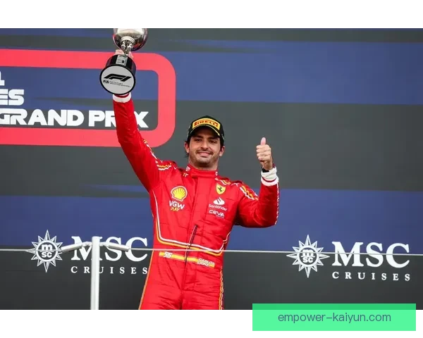 F1赛季最新动态：红牛车队再度登顶，法拉利与梅赛德斯持续角逐