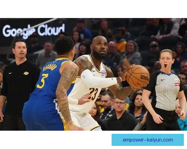 NBA最新动态：湖人队重磅交易方案曝光 詹姆斯再度迎战勇士