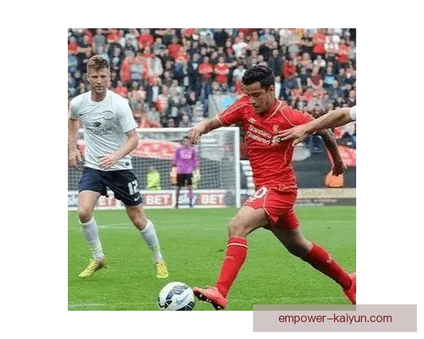 斯旺西俱乐部宣布新赛季阵容调整 强化攻防实力迎接挑战