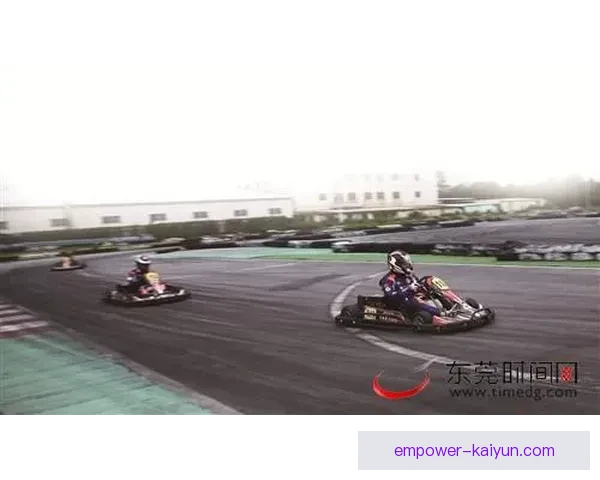 MotoGP赛季更新：全新技术规则引领赛场风云，顶级车手争锋激烈