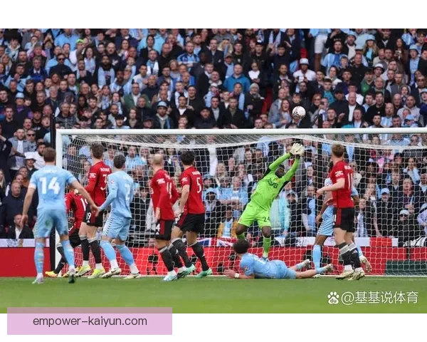 利兹联俱乐部重返英超赛场的挑战与机遇分析